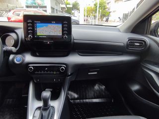 Toyota Yaris 2021 'CLUB'-FULL LED-KAMΕΡΑ-NAVI-16''-KEYLESS-ΨΗΦΙΑΚΑ ΟΡ-KΛΙΜΑ-thumb-32