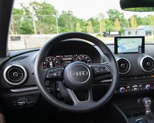 ΠΩΛΕΙΤΑΙ ΤΙΜΟΝΙ A3 8V 2017-2020-thumb-1