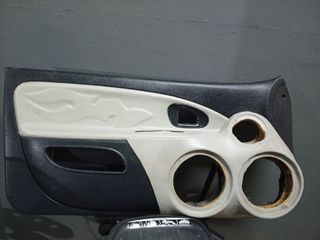 saxo-thumb-2