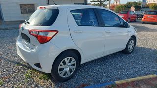 Toyota Yaris 2019 1.5 HYBRID ΜΕ CAMERA & NAVI-thumb-3