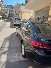 Opel Astra 2015-thumb-4