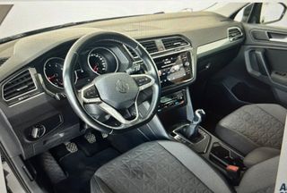 Volkswagen Tiguan 2022-thumb-4