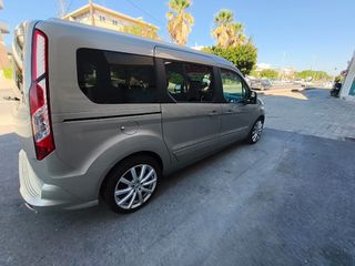 Ford 2016 Grand Tourneo Connect 1.5 TDCi Titanium-thumb-25