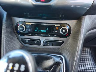 Ford 2016 Grand Tourneo Connect 1.5 TDCi Titanium-thumb-31