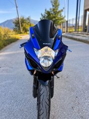 Suzuki GSX-R 1000 2005-thumb-1