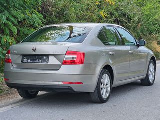 Skoda Octavia 2020 1.6 TDI 116PS BUSINESS   FACELIFT-thumb-3