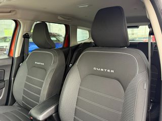 Dacia Duster 2022 1.5D PRESTIGE 4WD-thumb-10