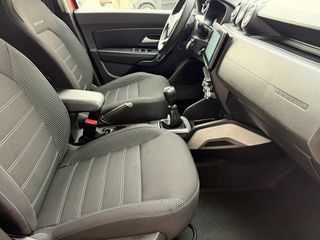 Dacia Duster 2022 1.5D PRESTIGE 4WD-thumb-11