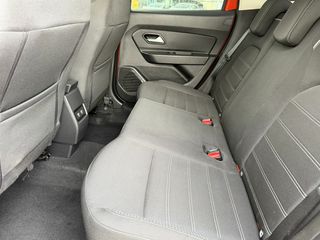 Dacia Duster 2022 1.5D PRESTIGE 4WD-thumb-17