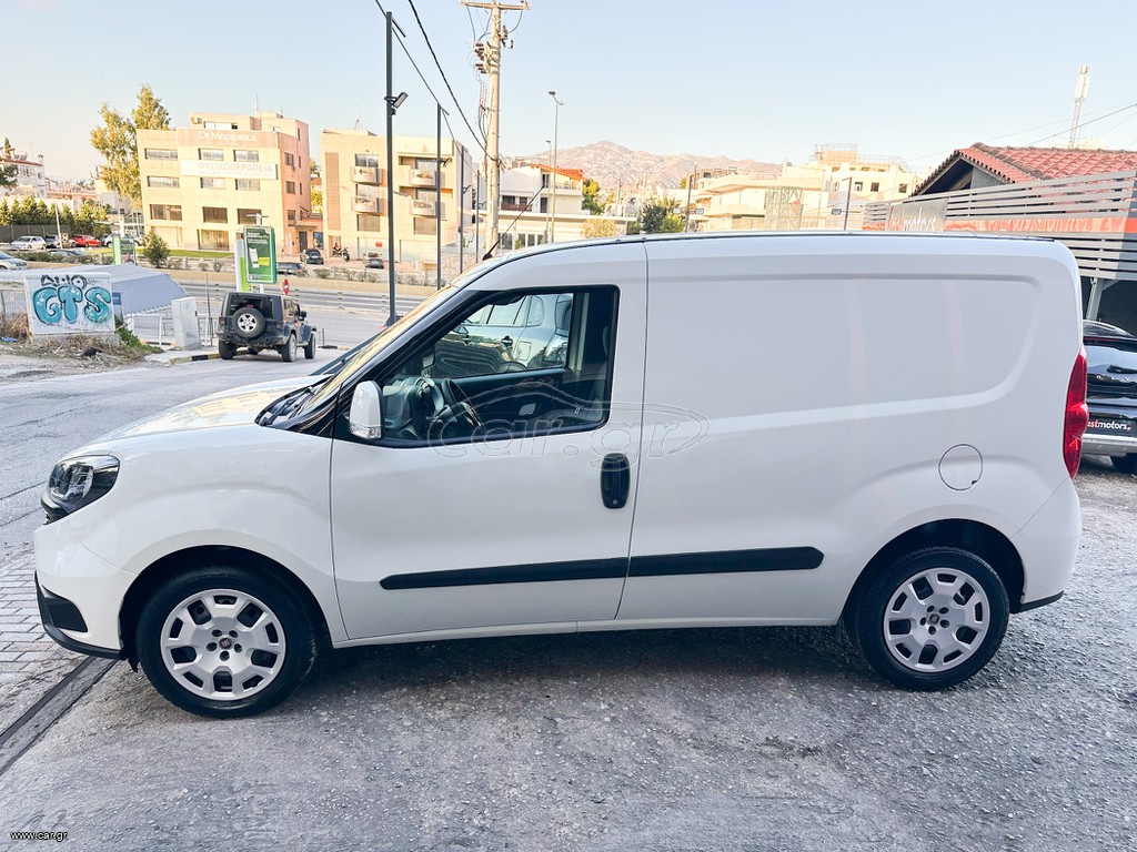 Fiat Doblo thumbnail 4