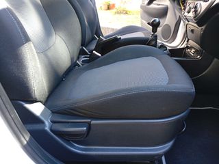 Hyundai i 20 2013-thumb-37