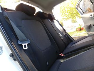 Hyundai i 20 2013-thumb-51