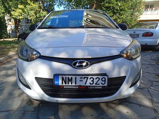 Hyundai i 20 2013-thumb-11