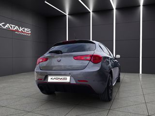 Alfa Romeo Giulietta 2017 Navi|Clima|Alu|Alcantara|Bluetooth-thumb-4
