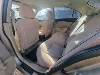 Nissan Primera 2004 CNG-thumb-10