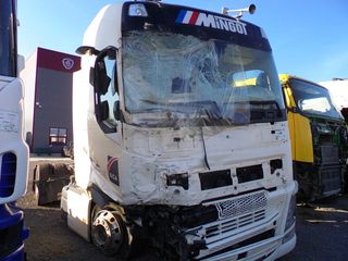 Volvo 2017 FH4 540-thumb-1