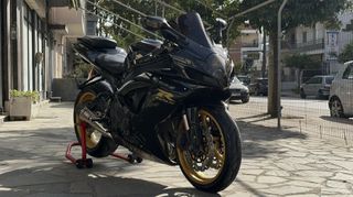 Suzuki GSX-R 750 2007 GSX-R 750 K7-thumb-1