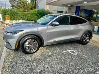 Ford Mustang Mach-E 2021 91kWh-thumb-4