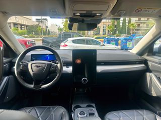 Ford Mustang Mach-E 2021 91kWh-thumb-8