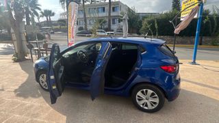 Renault Clio 2019-thumb-6