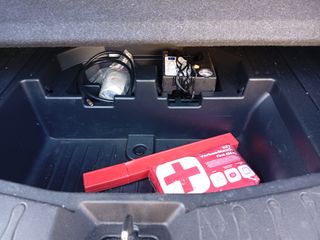 Nissan Note 2015 N-Connecta Book service!!-thumb-64