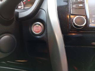 Nissan Note 2015 N-Connecta Book service!!-thumb-36