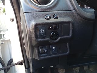 Nissan Note 2015 N-Connecta Book service!!-thumb-43