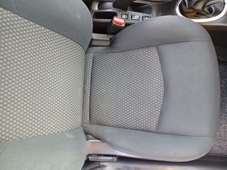 Nissan Note 2015 N-Connecta Book service!!-thumb-52