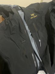 arcteryx-thumb-2