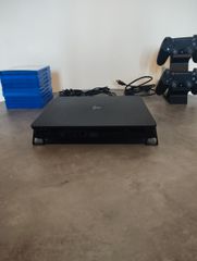 Playstation 4 Slim-thumb-2