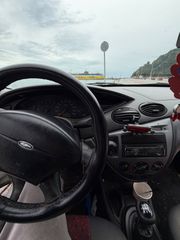 Ford Focus 2002 SEDAN 1,400-thumb-15