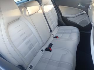 Mercedes-Benz A 180 2018 URBAN-DIESEL-AUTOMATIC 7GT-thumb-57
