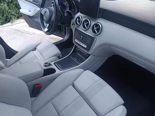 Mercedes-Benz A 180 2018 URBAN-DIESEL-AUTOMATIC 7GT-thumb-38