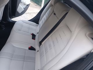 Mercedes-Benz A 180 2018 URBAN-DIESEL-AUTOMATIC 7GT-thumb-40