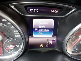 Mercedes-Benz A 180 2018 URBAN-DIESEL-AUTOMATIC 7GT-thumb-27