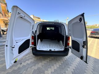 Κλούβα Toyota 2023 L1-thumb-19