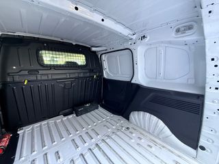 Κλούβα Toyota 2023 L1-thumb-22