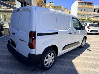 Κλούβα Toyota 2023 L1-thumb-3