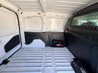 Κλούβα Toyota 2023 L1-thumb-18