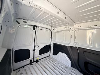 Κλούβα Toyota 2023 L1-thumb-17