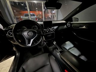 Mercedes-Benz A 180 2016 AMG 45s look-thumb-25