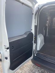 Opel Combo 2017-thumb-12