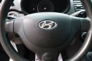 Hyundai i 10 2012 1.1 STYLE 5D ΣΕ ΑΡΙΣΤΗ ΚΑΤΑΣΤΑΣΗ 12 ΜΗΝΕΣ ΓΡΑΠΤΗ ΕΓΓΥΗΣΗ-thumb-17
