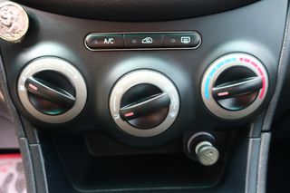 Hyundai i 10 2012 1.1 STYLE 5D ΣΕ ΑΡΙΣΤΗ ΚΑΤΑΣΤΑΣΗ 12 ΜΗΝΕΣ ΓΡΑΠΤΗ ΕΓΓΥΗΣΗ-thumb-20