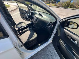 Hyundai i 20 2014-thumb-11