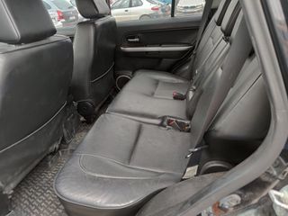 Suzuki Grand Vitara 2006 DDIS 1.9 DIESEL TURBO-thumb-7