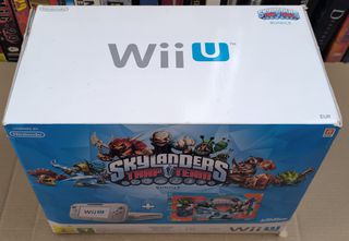 Nintendo Wii U Skylanders Trap Team Console Hardware Bundle (8GB, PAL)