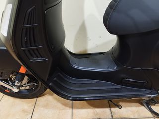 Piaggio Vespa GTS 300 2024 SUPER SPORT-thumb-6