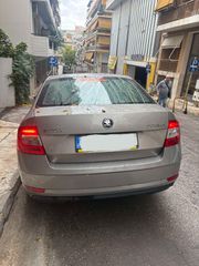 Skoda Octavia 2019-thumb-2