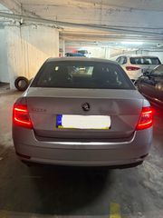 Skoda Octavia 2019-thumb-1